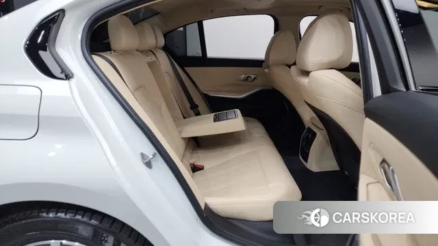 BMW 3 Series (G20) 2022 Белый из Кореи, фото 3