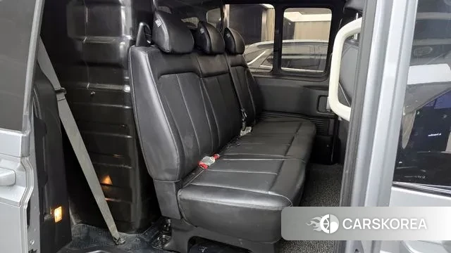 Hyundai Staria 2021 Серебристо-серый из Кореи, фото 3