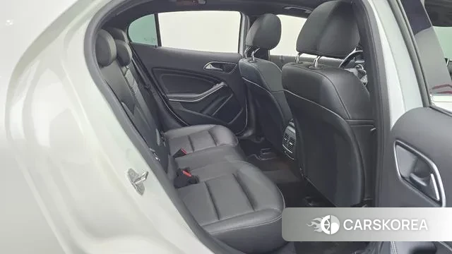 Mercedes-Benz GLA-Class X156 2018 Белый из Кореи, фото 3