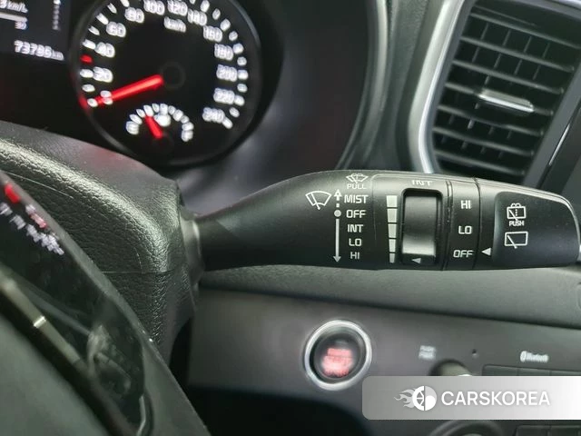 Kia Sportage The Bold 2021 Серый из Кореи, фото 3