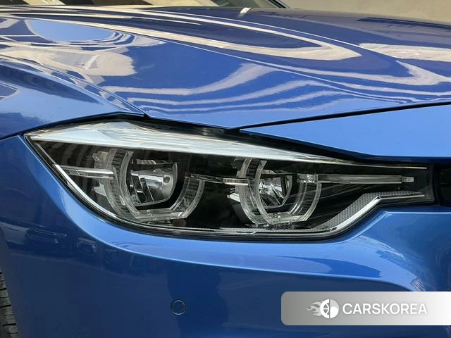 BMW 3 series 2018 Синий из Китая, фото 3
