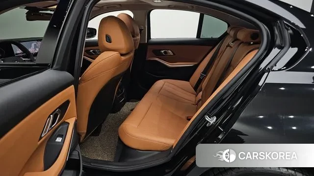 BMW 3 Series (G20) 2025 Черный из Кореи, фото 3