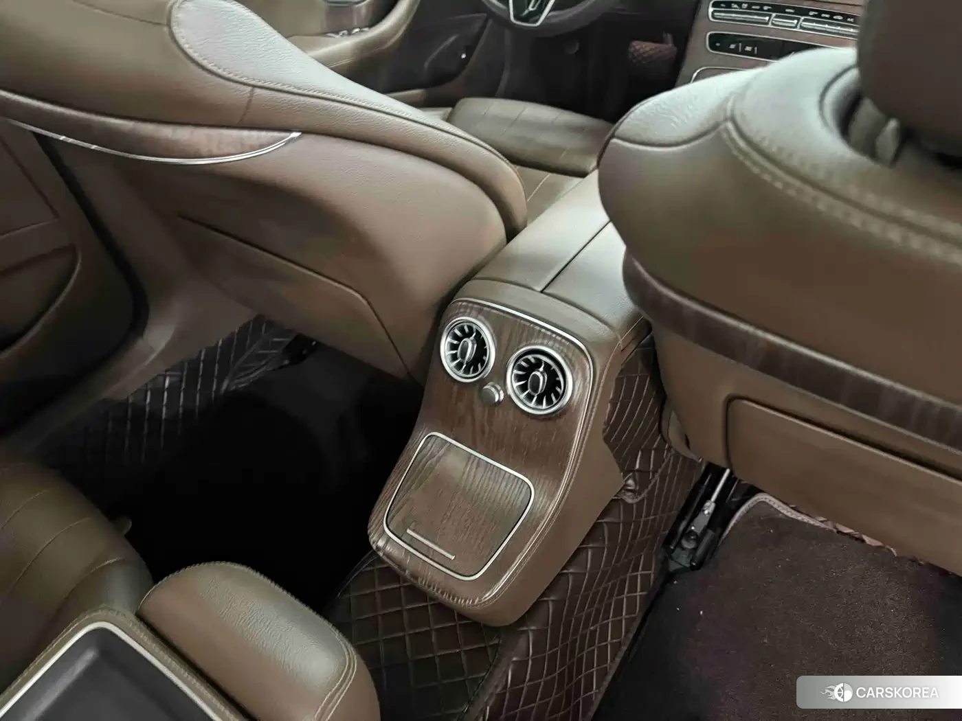 Mercedes-Benz E-Class 2022 Черный из Китая, фото 3