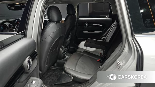 Mini Cooper Clubman 2023 Серебристо-серый из Кореи, фото 3