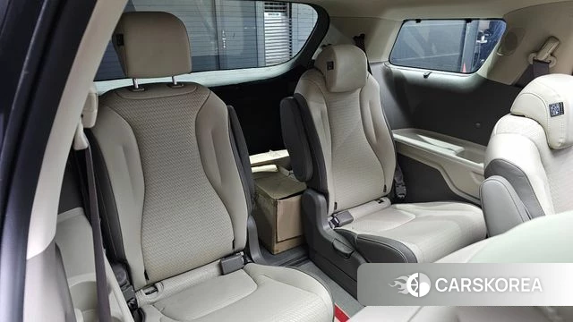 Kia Carnival 4th generation 2023 Черный из Кореи, фото 3