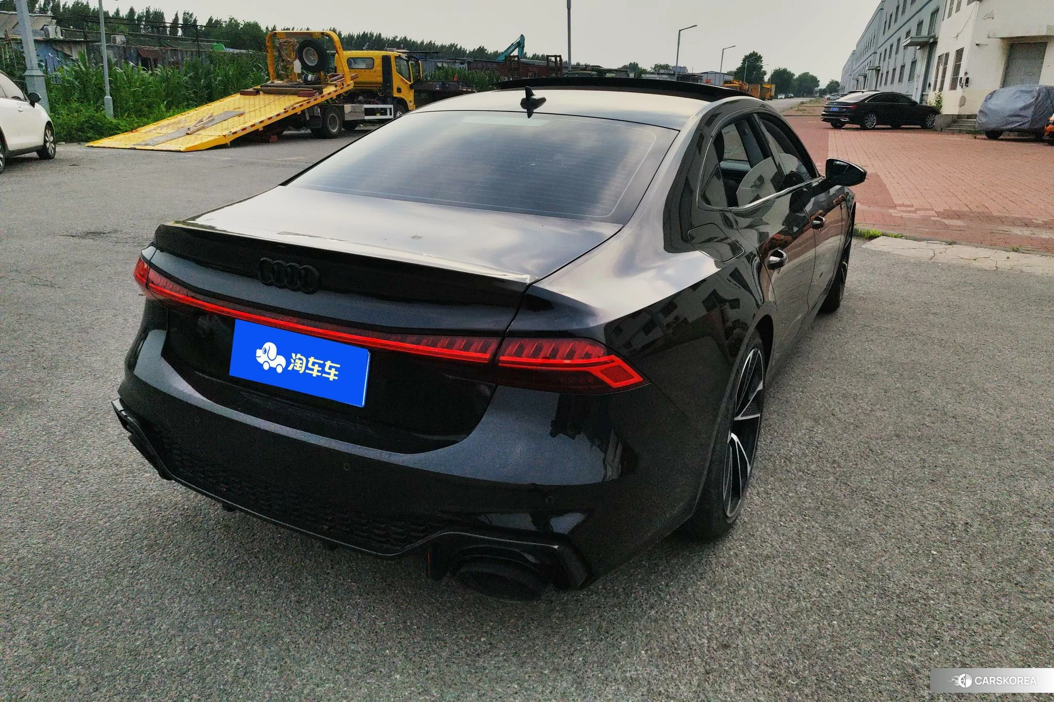 Audi A7L 2022 Черный из Китая, фото 3