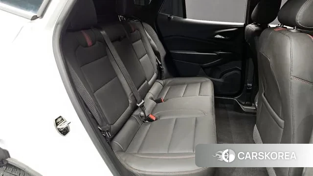 Chevrolet (GM Daewoo) Trax Crossover 2023 Белый из Кореи, фото 3