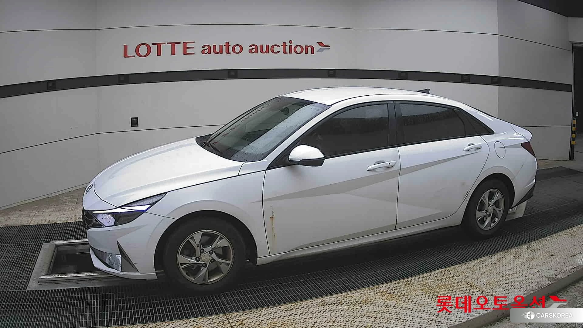 Hyundai Avante 2021 Polar White из Кореи, фото 3