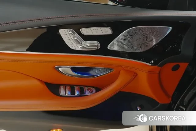 Mercedes-Benz AMG GT 2021 Черный из Кореи, фото 3