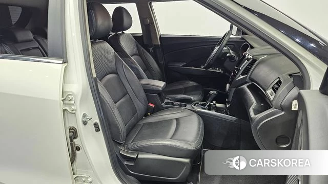 Ssangyong Tivoli Armor 2018 Белый из Кореи, фото 3