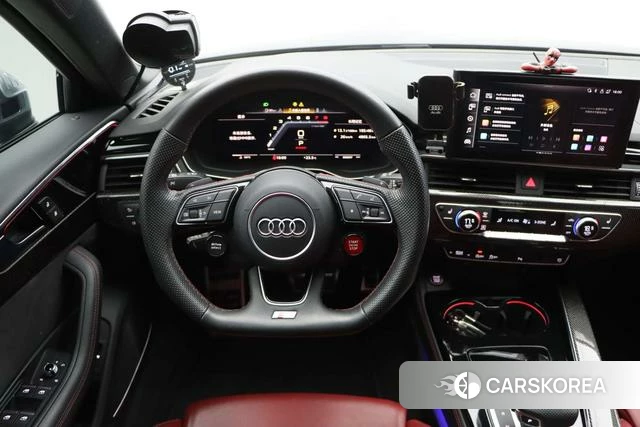 Audi S4 2023 Черный из Китая, фото 3