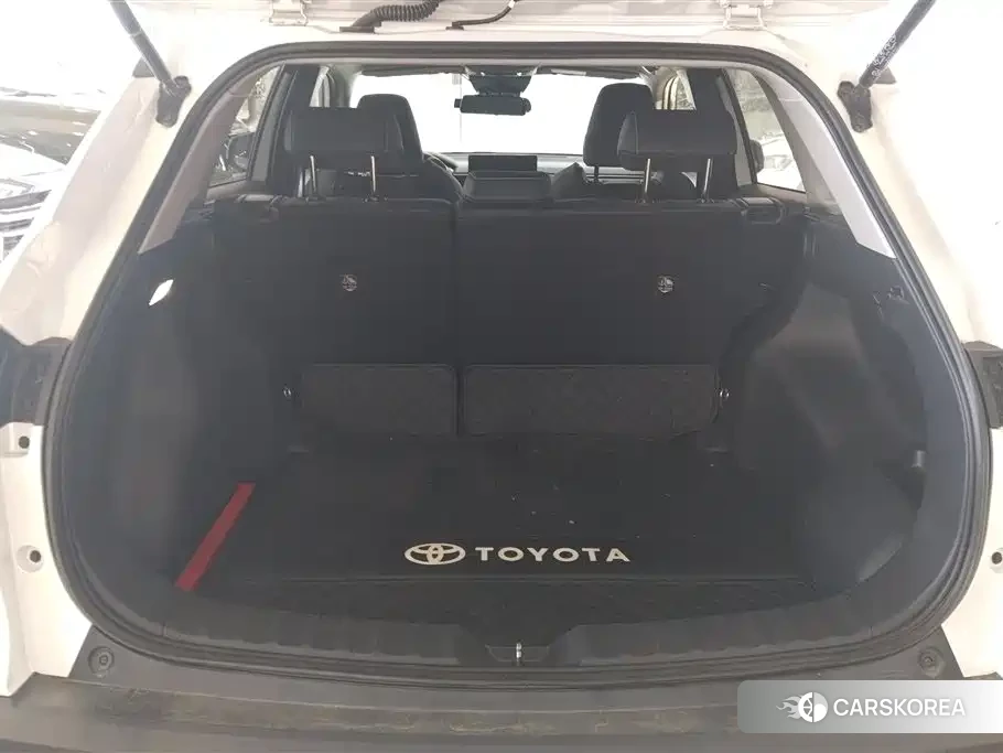 Toyota Frontlander 2024 Белый из Китая, фото 3