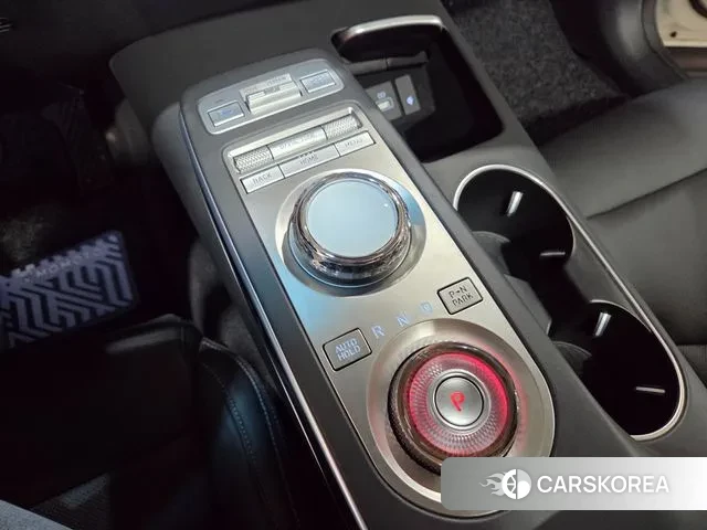 Genesis GV70 2021 Белый из Кореи, фото 3