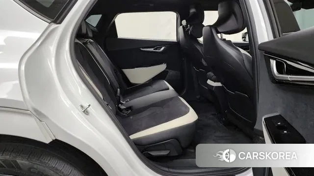 Kia EV6 2022 Белый из Кореи, фото 3