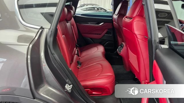 Maserati Levante 2021 Серый из Кореи, фото 3