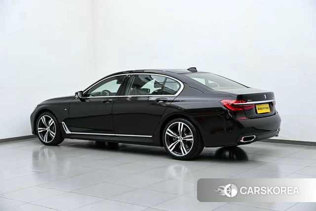 BMW 7 series id 4210192 из Китая 3