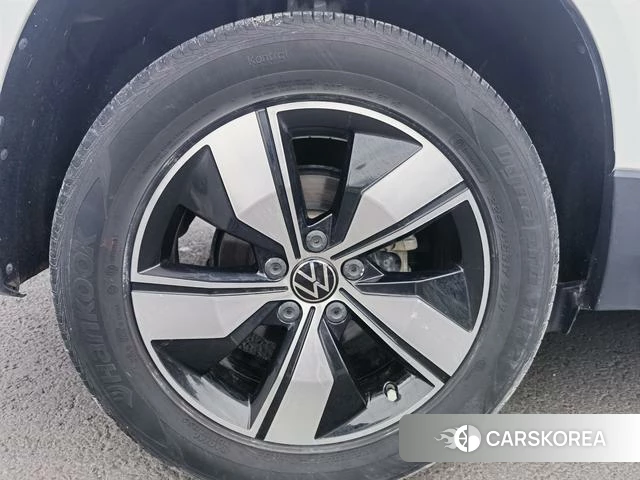Volkswagen Tuyue 2022 Белый из Китая, фото 3