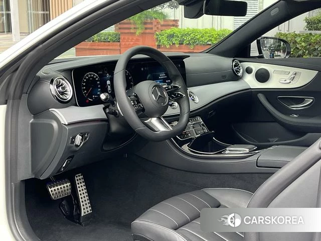 Mercedes-Benz E-class (imported) 2022 Белый из Китая, фото 3