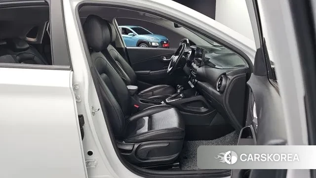 Hyundai The New Kona 2022 Белый из Кореи, фото 3