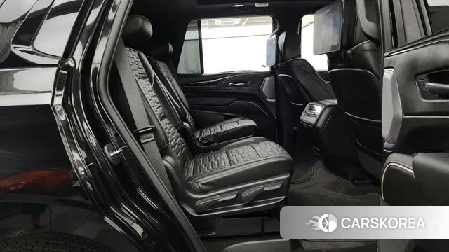 Cadillac Escalade 5th Generation 2023 Черный из Кореи, фото 3