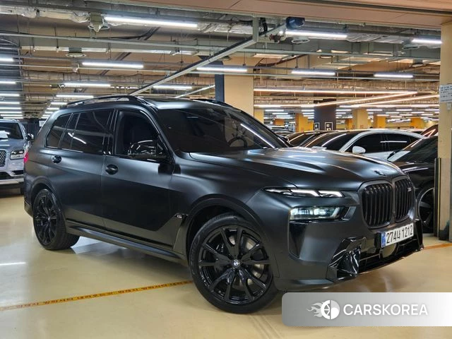 BMW X7 (G07) 2025 Черный из Кореи, фото 3