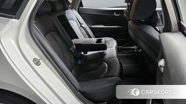 Kia The New K5 2nd generation 2018 Белый из Кореи, фото 3