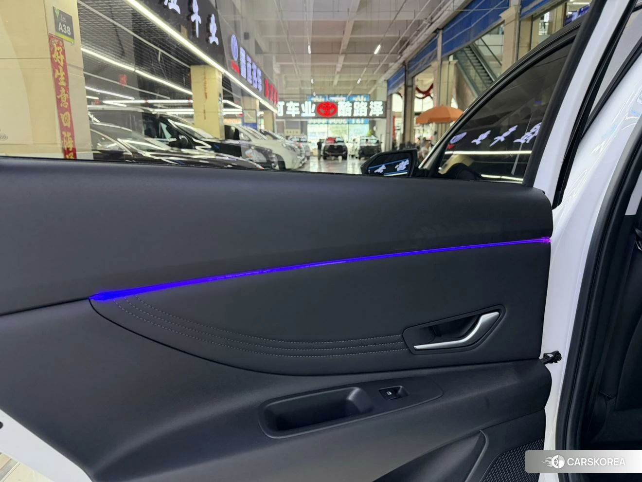 Hyundai Elantra 2022 Белый из Китая, фото 3