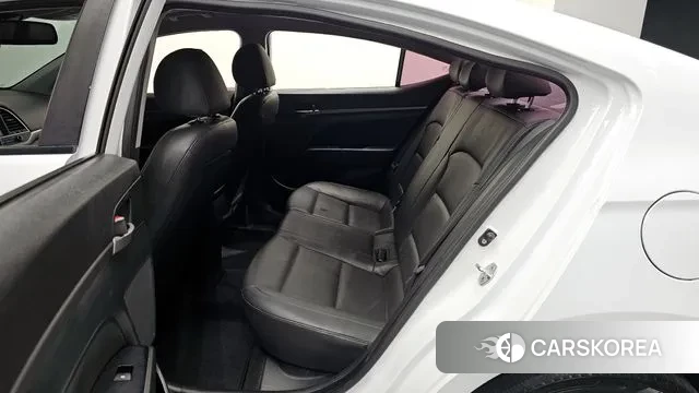 Hyundai Avante AD 2018 Белый из Кореи, фото 3