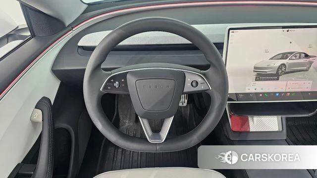 Tesla Model 3 2024 Белый из Кореи, фото 3