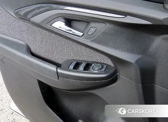 Chevrolet (GM Daewoo) Trailblazer 2023 Белый из Кореи, фото 3