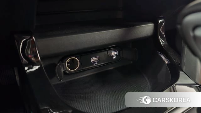 Kia Seltos 2022 Белый из Кореи, фото 3