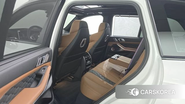 BMW X5M (G05) 2025 Белый из Кореи, фото 3