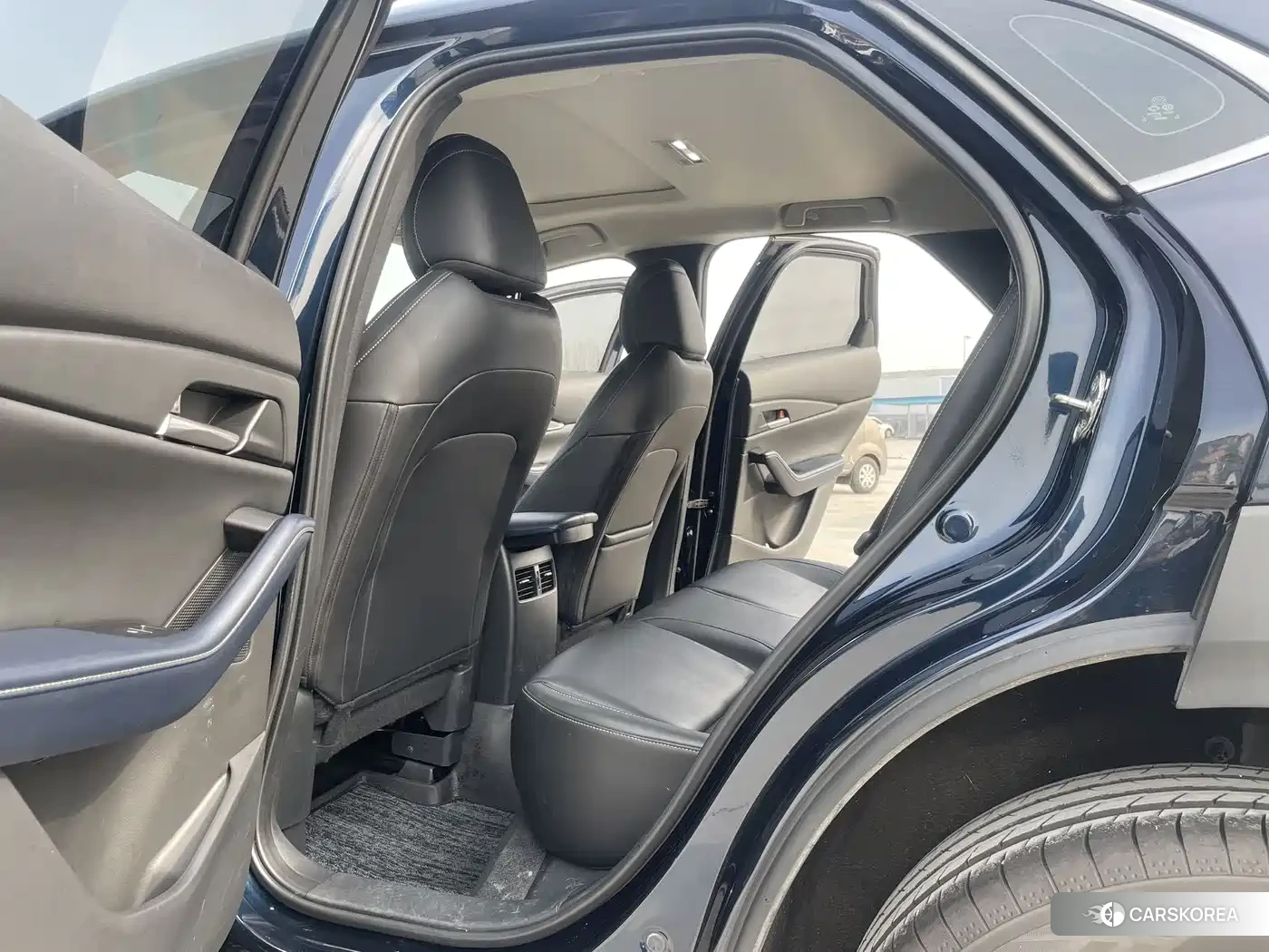 Mazda CX-30 2023 Синий из Китая, фото 3