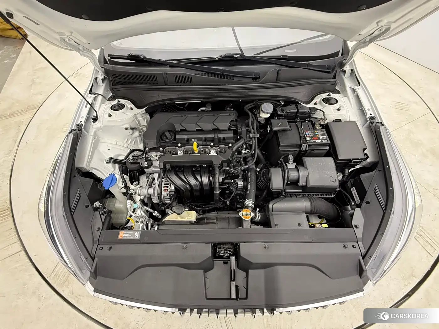 Kia K3 2021 Белый из Китая, фото 3