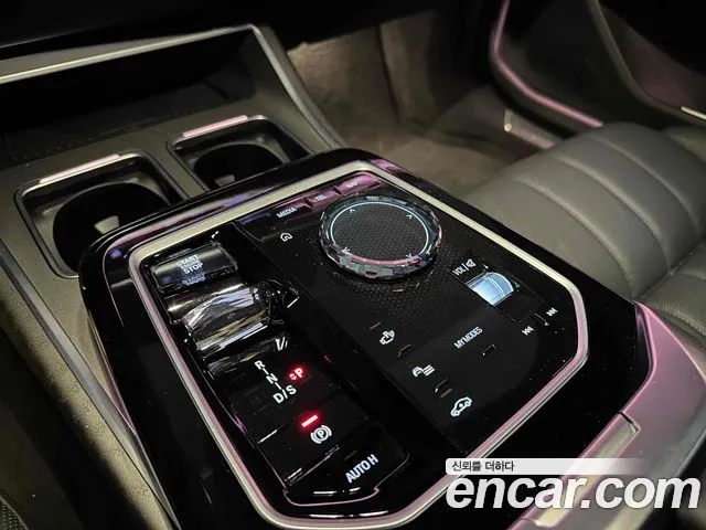 BMW 7 Series (G70) id 2677688 из Кореи 3