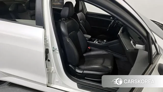 Kia K5 3rd generation 2021 Белый из Кореи, фото 3