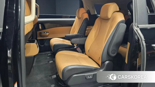 Kia Carnival 4th generation 2022 Черный из Кореи, фото 3