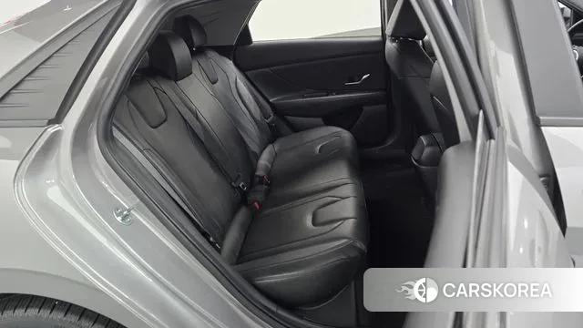 Hyundai Avante (CN7) 2020 Серебряный из Кореи, фото 3