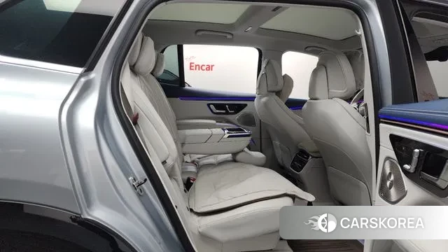Mercedes-Benz EQS SUV X296 2023 Светло-серебряный цвет из Кореи, фото 3