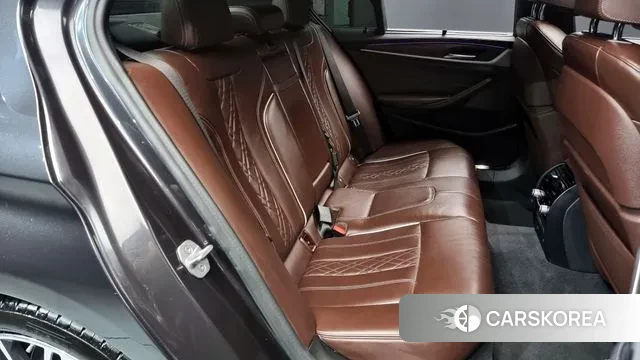 BMW 5 Series (G30) 2020 Черный из Кореи, фото 3