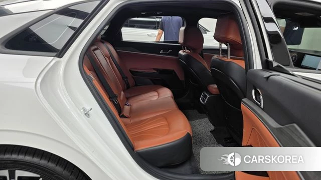 Kia The New K5 3rd generation 2024 Белый из Кореи, фото 3