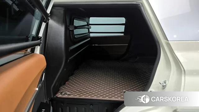 Ssangyong The New Torres 2024 Белый из Кореи, фото 3