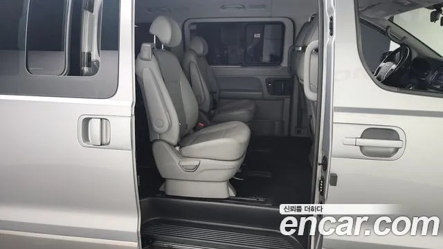 Hyundai The New Grand Starex 2018 Серебряный из Кореи, фото 3