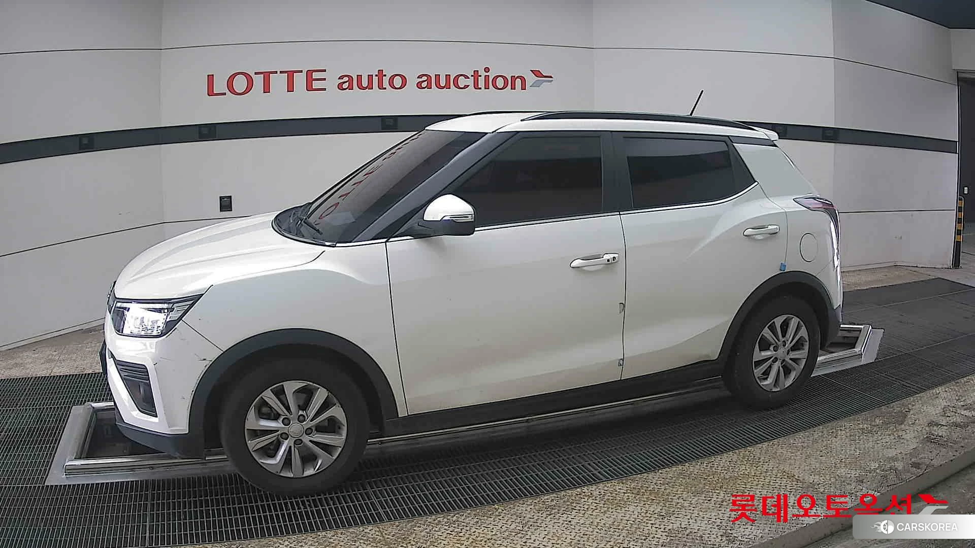 SsangYong Tivoli 2021 Grand White из Кореи, фото 3