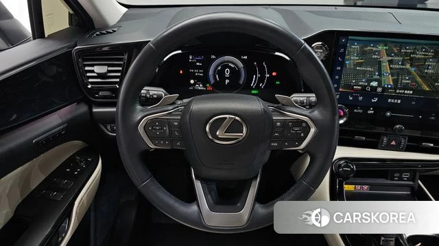 Lexus NX350h Second generation 2024 Белый из Кореи, фото 3