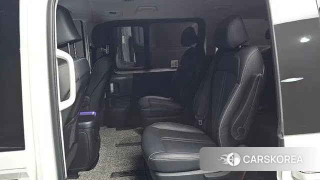 Hyundai Staria 2021 Белый из Кореи, фото 3