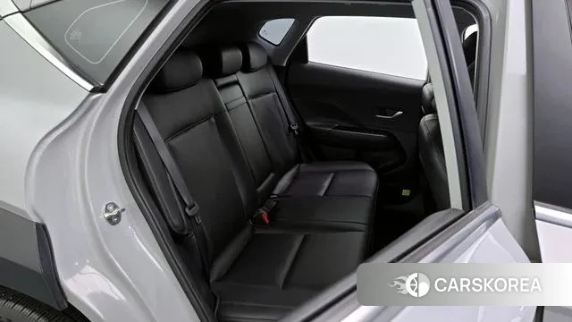 Hyundai Kona (SX2) 2023 Серебристо-серый из Кореи, фото 3