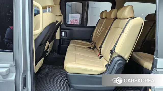 Hyundai Staria 2021 Серебряный из Кореи, фото 3