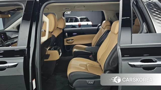 Kia Carnival 4th generation 2023 Черный из Кореи, фото 3