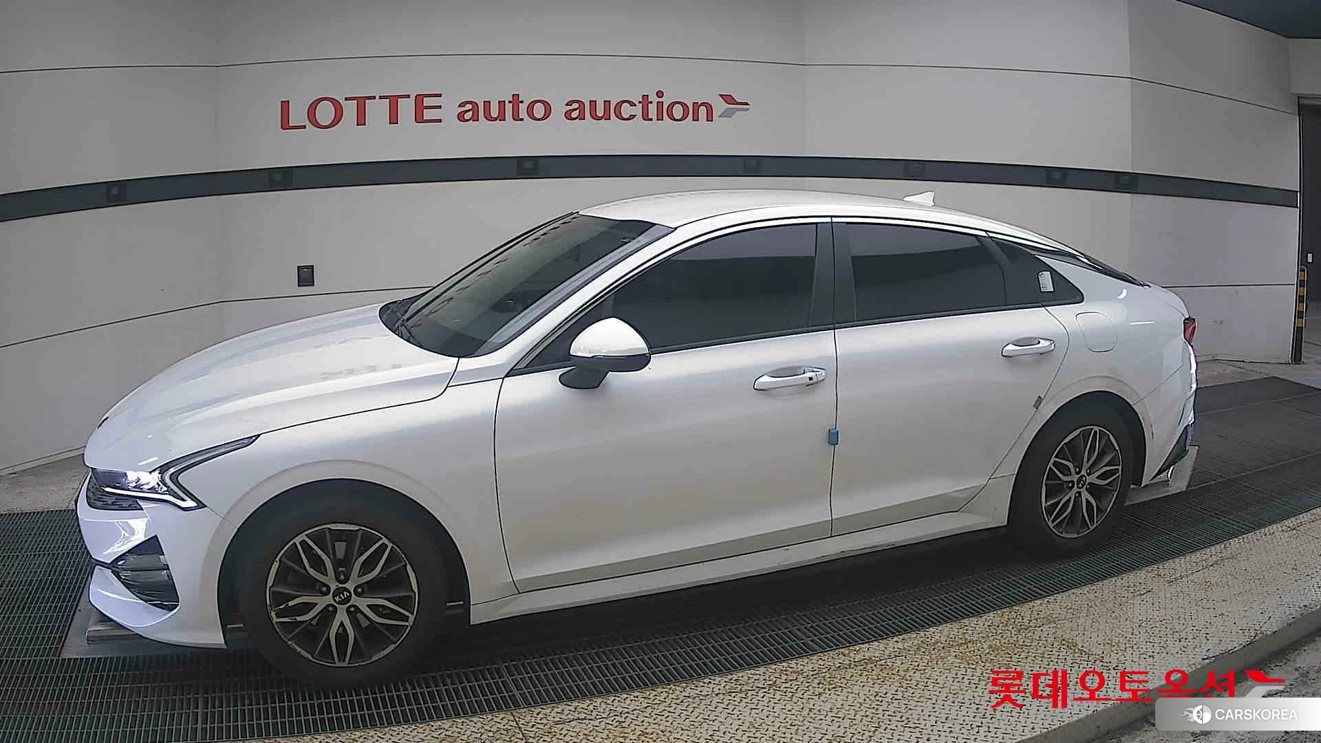 Kia K5 2021 Белый из Кореи, фото 3
